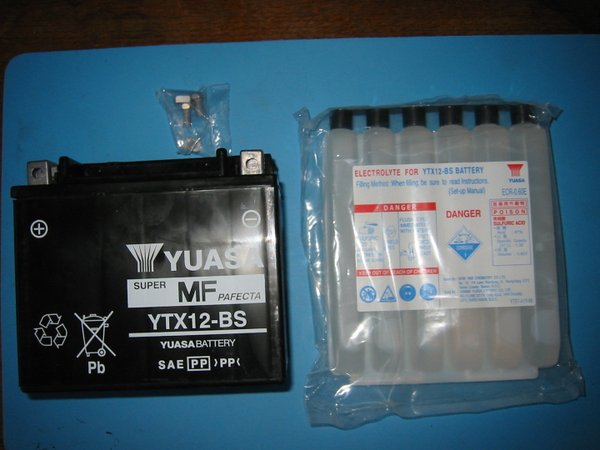 YUASA YTX12-BS Original Batterie Busa ab 08